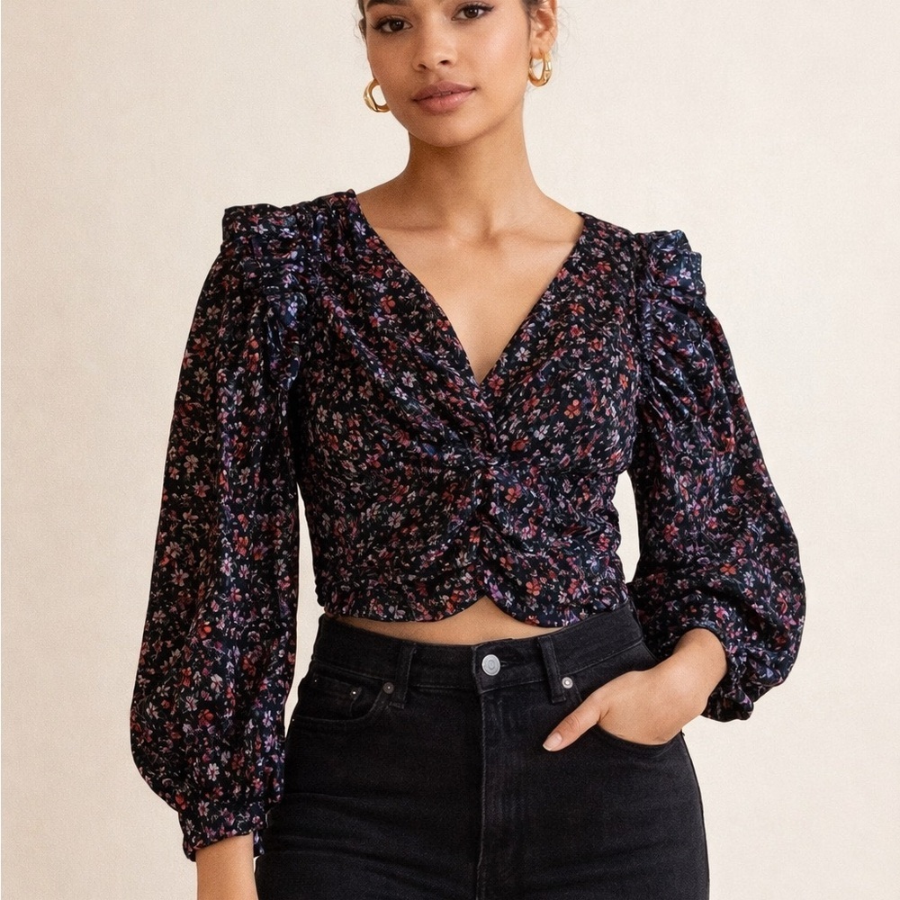 362. Ditzy Floral V Neck Ruched Cropped Blouse